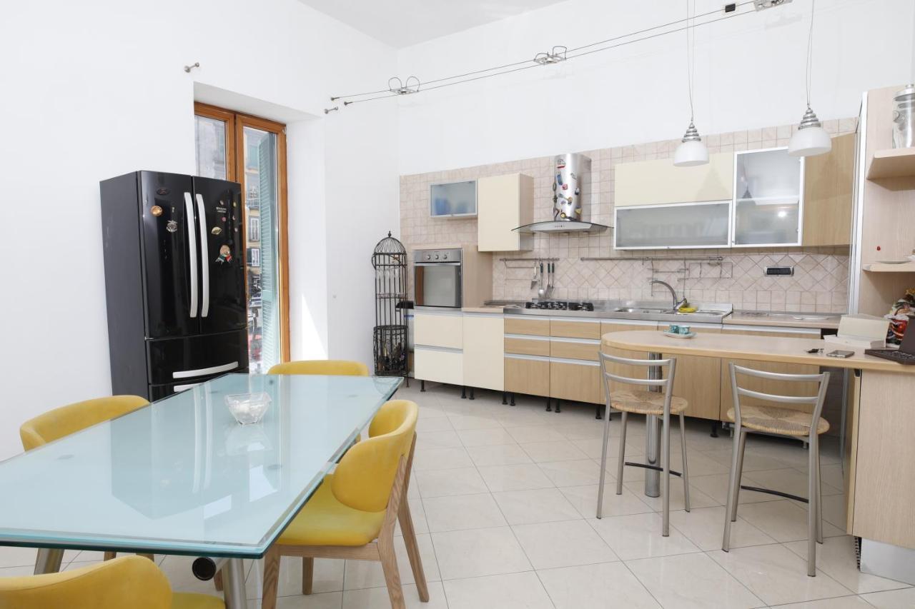 Carbonara23 Apartment Napoli Bagian luar foto
