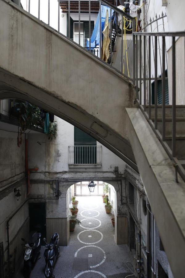 Carbonara23 Apartment Napoli Bagian luar foto
