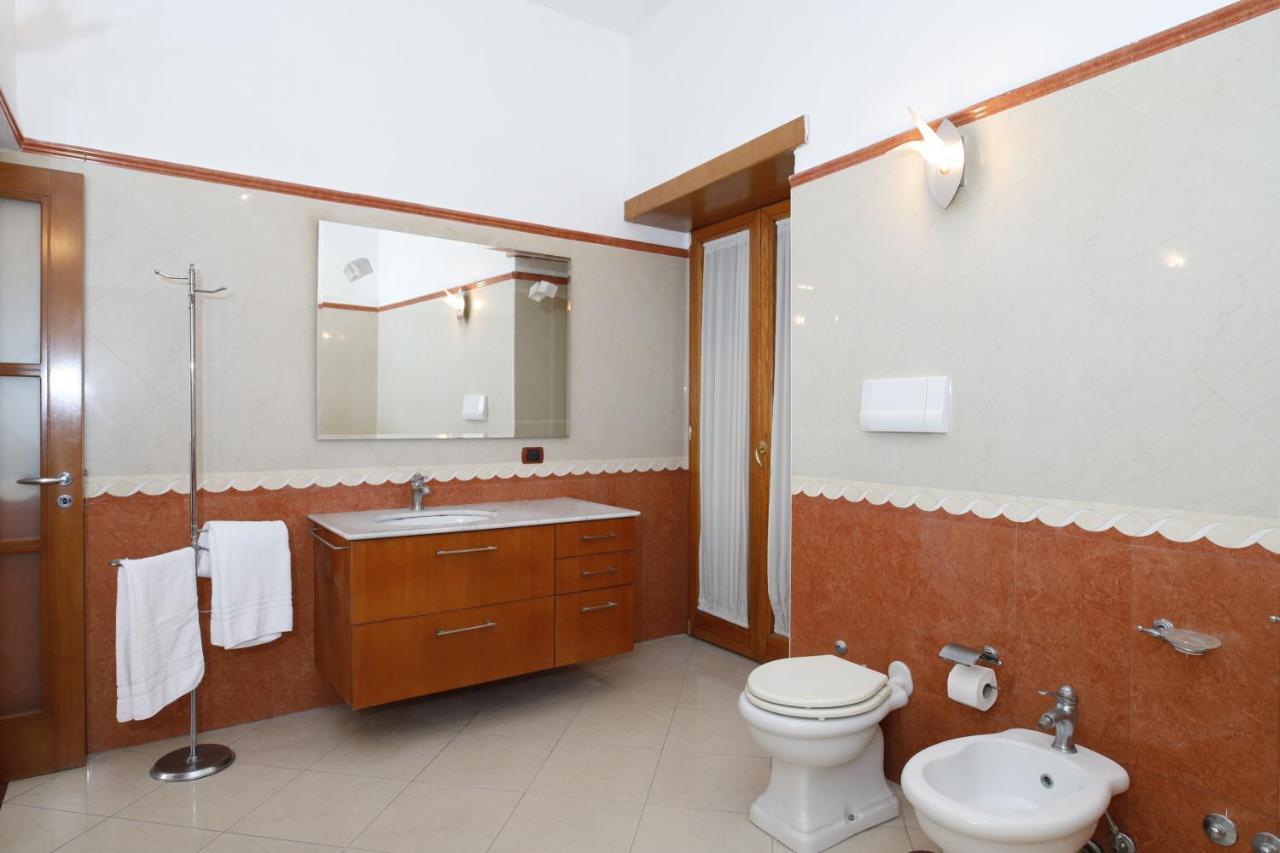 Carbonara23 Apartment Napoli Bagian luar foto