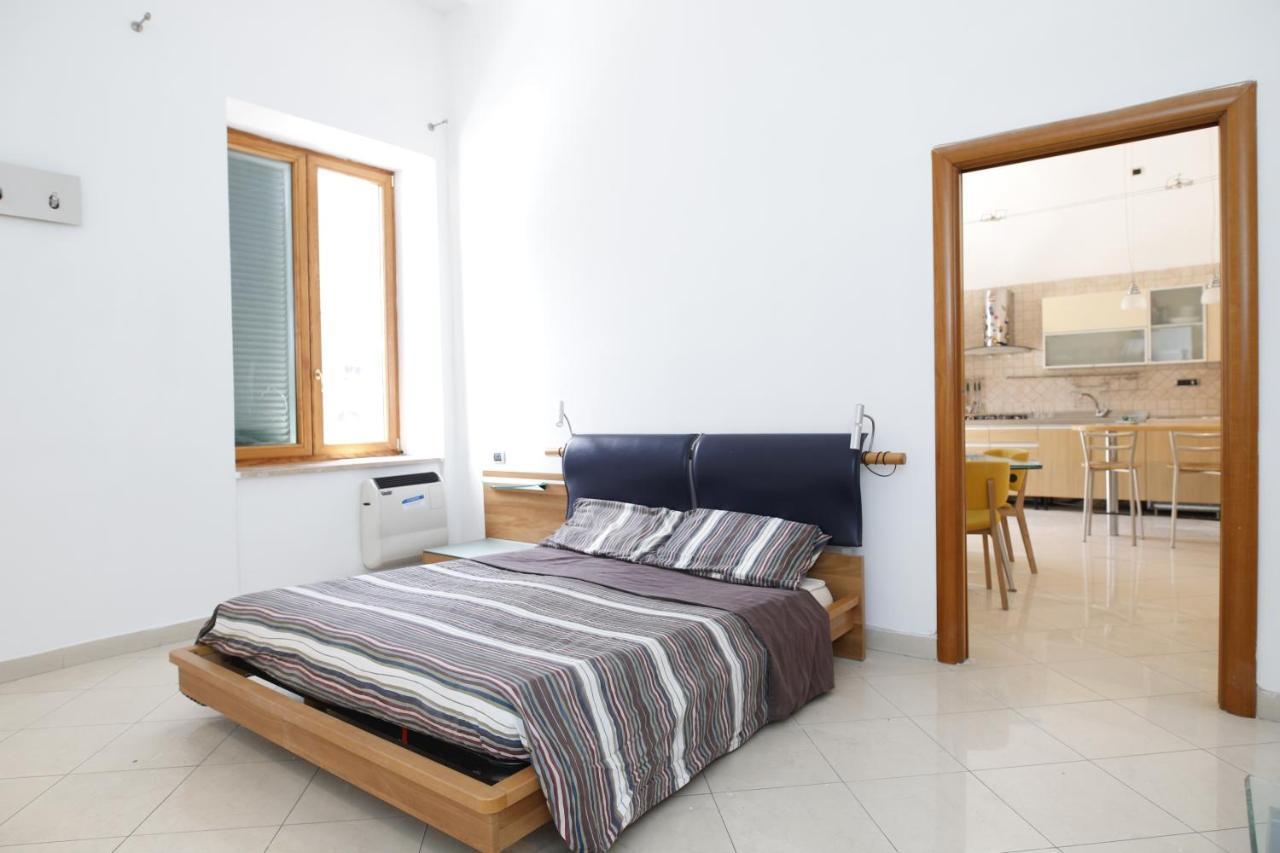 Carbonara23 Apartment Napoli Bagian luar foto