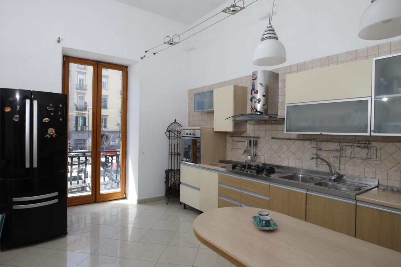 Carbonara23 Apartment Napoli Bagian luar foto